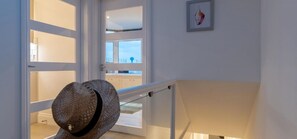 Staircase - Quayside - Modern Apartment (Paignton)