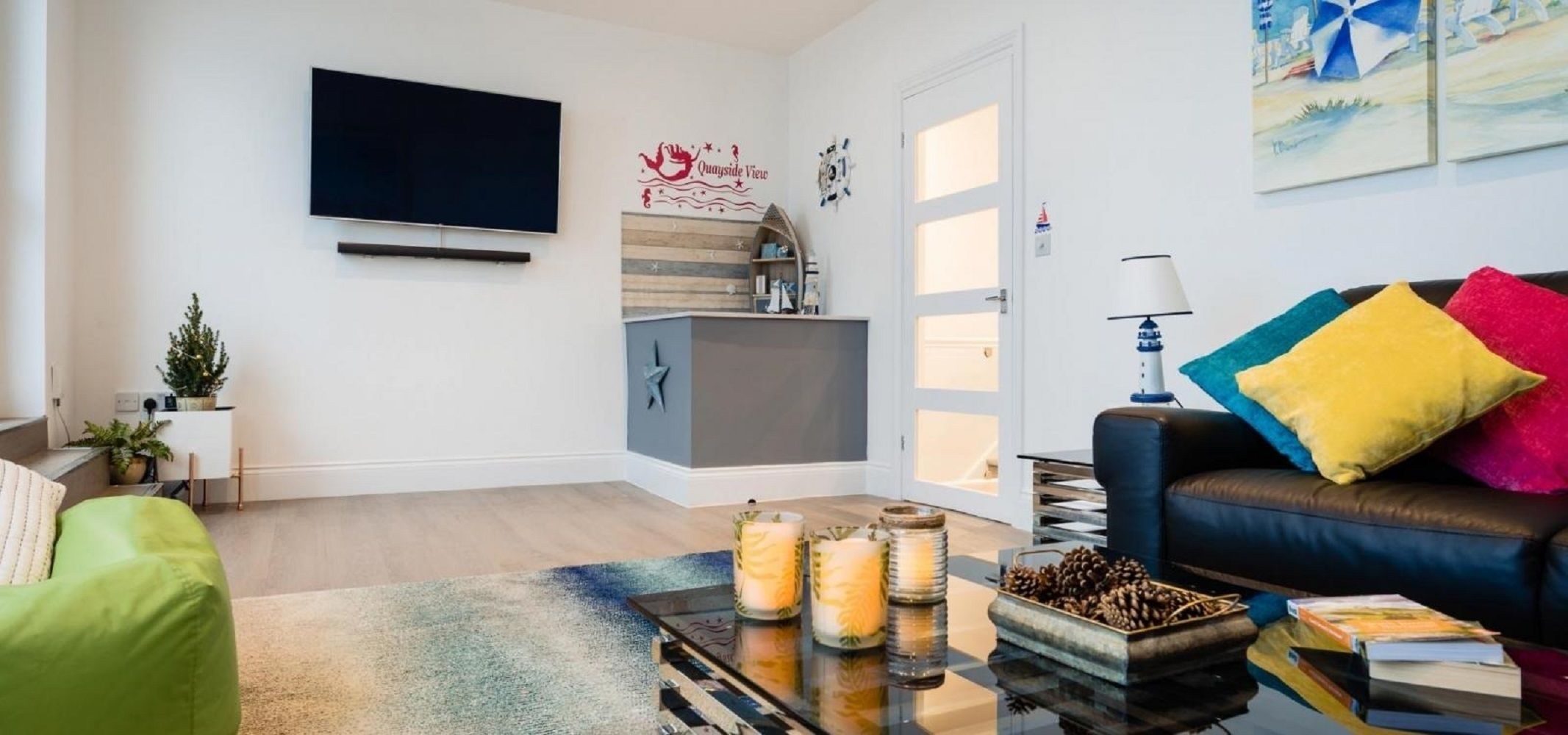 Quayside Modern Apartment | Living area | Flat-screen TV
