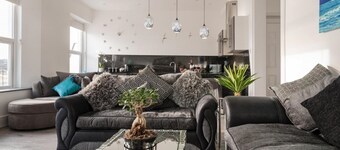 Sandybanks - Stylish Apartment