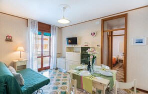 1 habitación y ropa de cama 