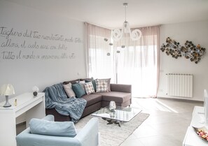 Lobby sitting area - B&B Alla Niviera (Adelfia)