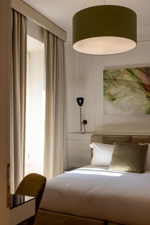1 bedroom, Egyptian cotton sheets, premium bedding, down comforters - Parisii Luxury Relais Rome (Rome)