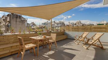 Executive-Apartment, 1 Queen-Bett, Nichtraucher | Terrasse/Patio