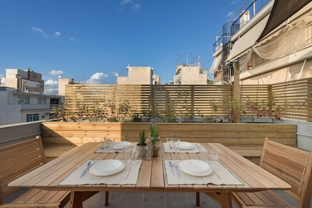 Royal Apartment | Terrace/patio