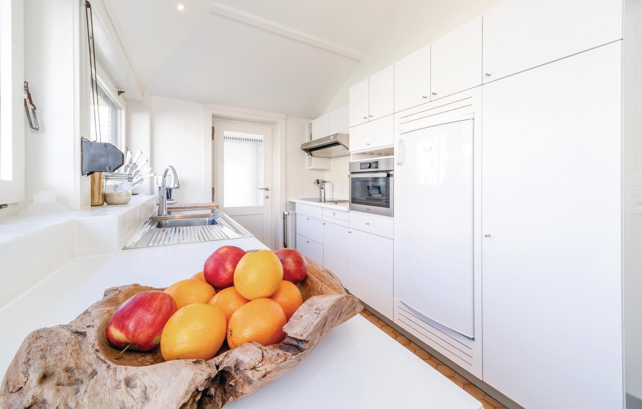 Réfrigérateur, plaque de cuisson, lave-vaisselle