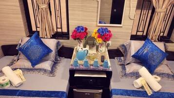 Een strijkplank/strijkijzer