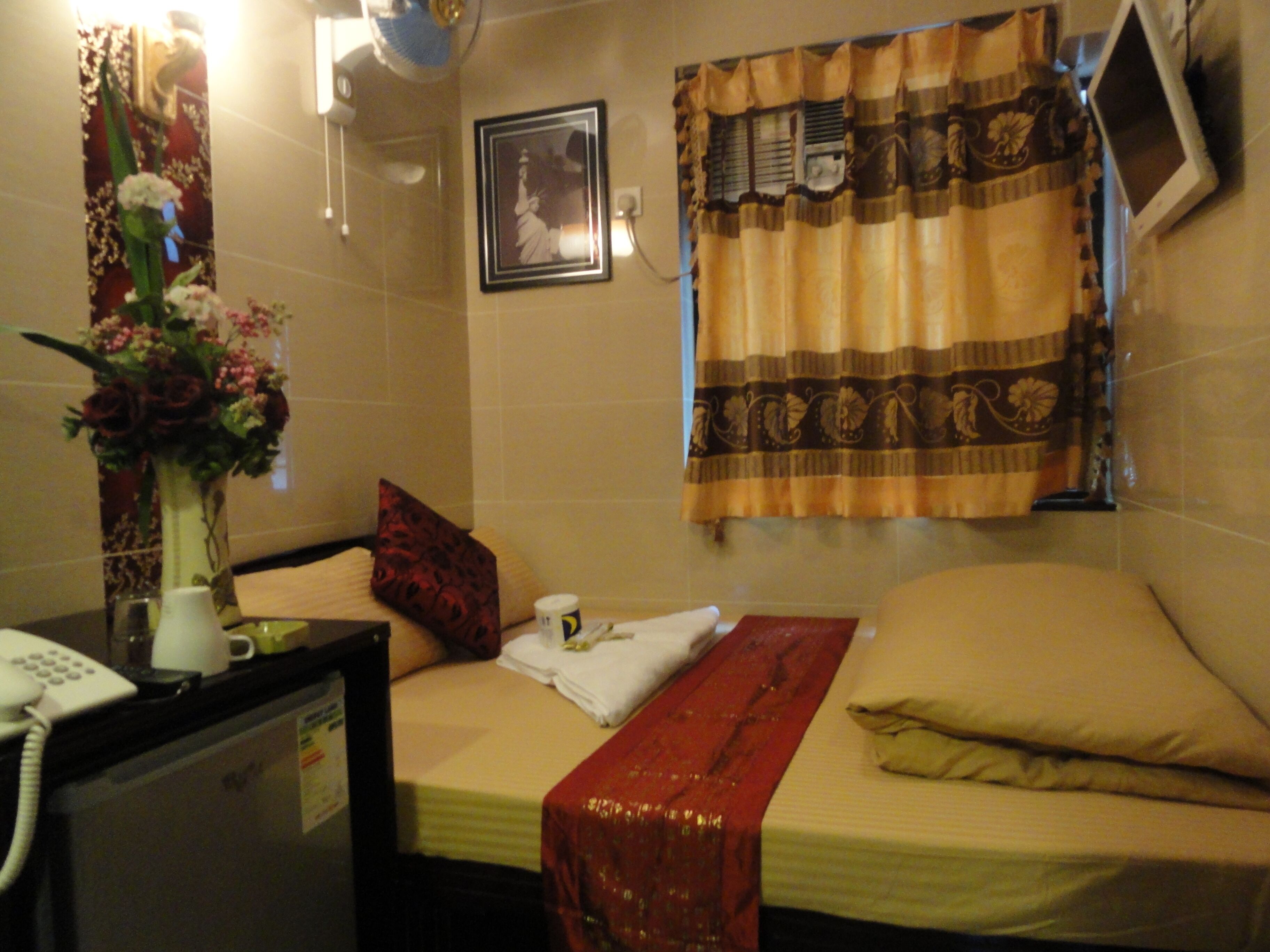 Foto - First Inn 24 HOUR RECEPTION 10TH F, Block D & E CHUNGKING MANSION TST