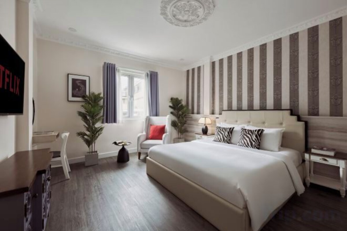 Premium bedding, memory-foam beds, free minibar items, in-room safe