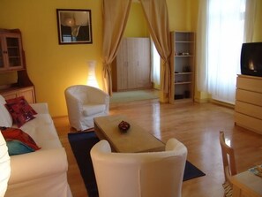 Apartment | Living area