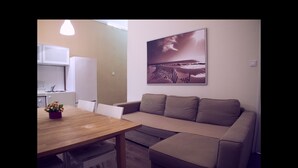 Family Apartment | Living area - Hunyadi-Andrassy Apartment (Budapest)