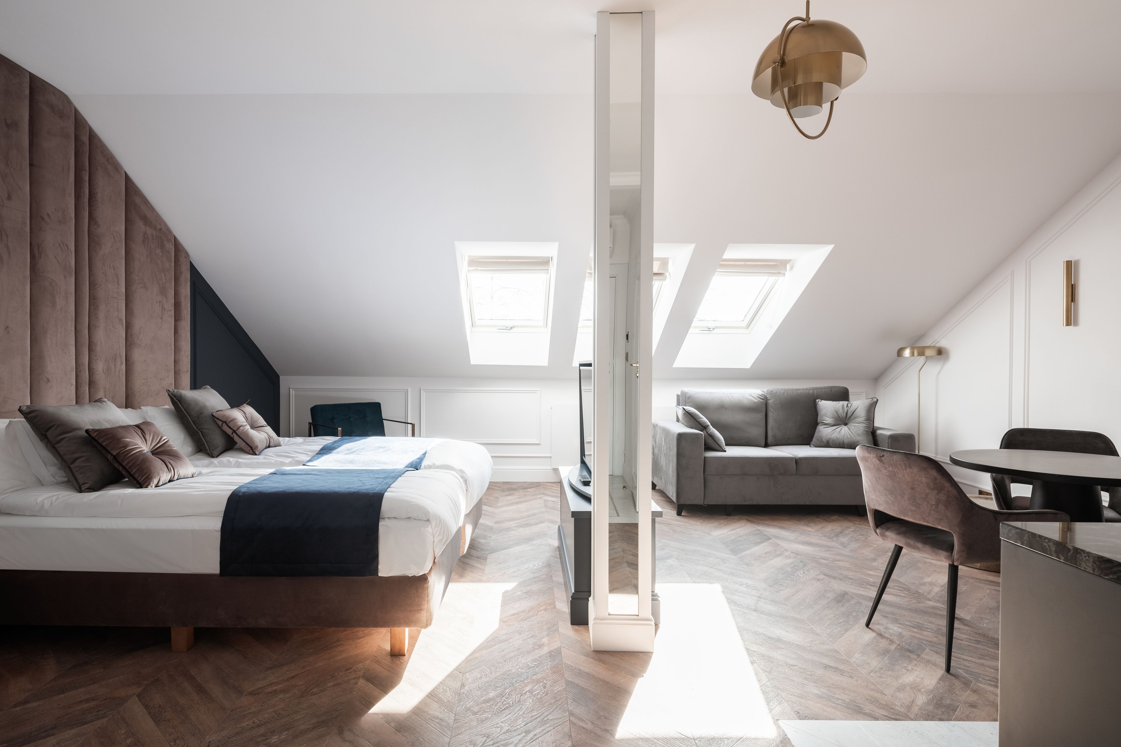 hypo-allergenic bedding, soundproofing, iron/ironing board, free wifi