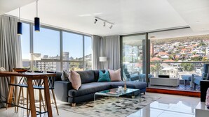 Unclassified image, 2 of 19, button - Stunning Legacy (Cape Town)