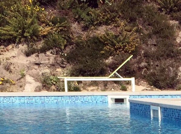 Piscina externa sazonal