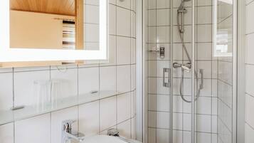 Double Room, 1 Double Bed, Non Smoking | Bathroom
