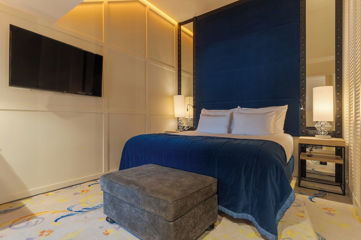 Loft | Minibar, una cassaforte in camera, una scrivania, postazione laptop