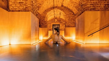 Couples treatment room(s), sauna, body treatments, aromatherapy