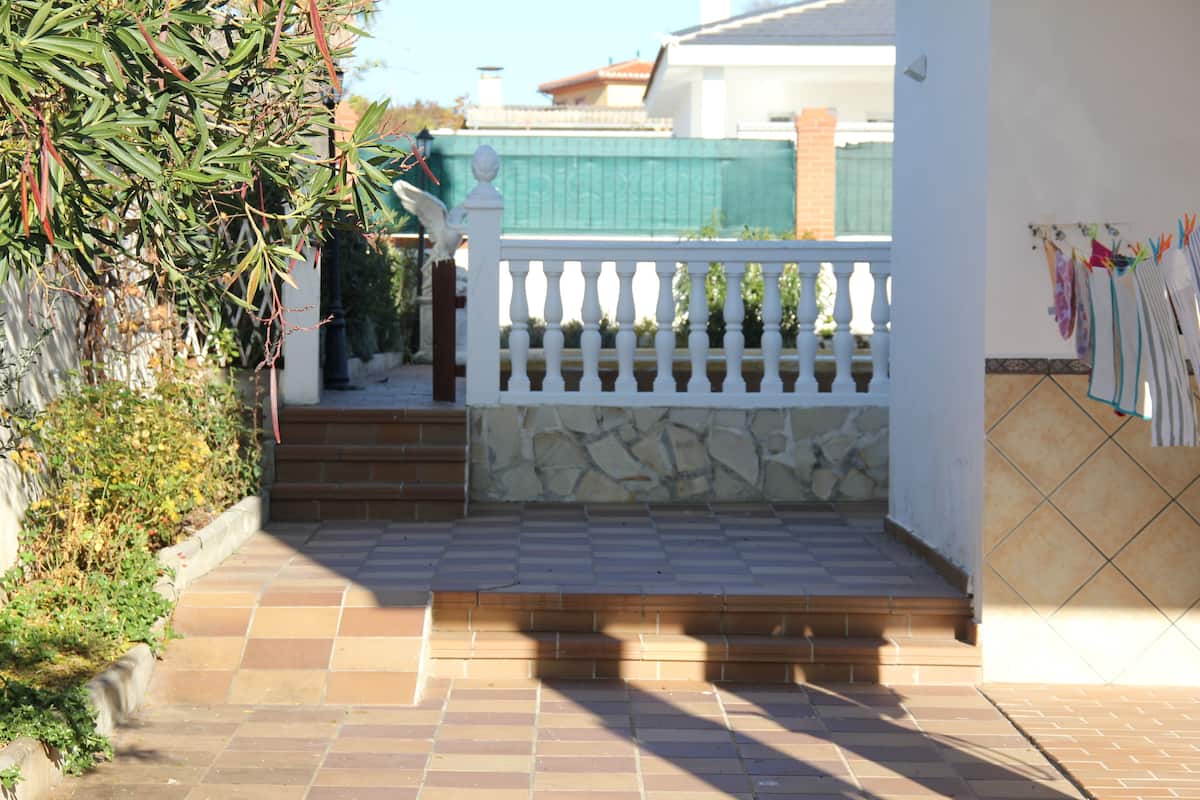 Basic Studio, 1 Queen Bed, Non Smoking | View from room