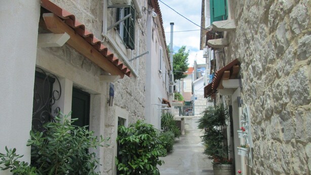 مدخل المنشأة