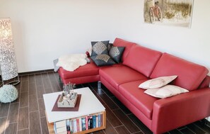 Fernseher, Kamin, Stereoanlage
