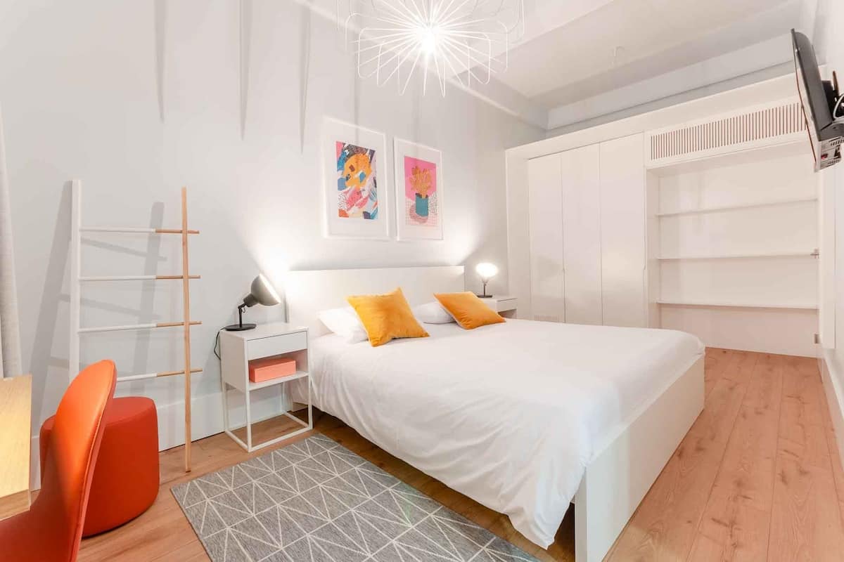 Deluxe suite, 1 queensize bed, privébadkamer | Een minibar, individueel gedecoreerd, individueel gemeubileerd