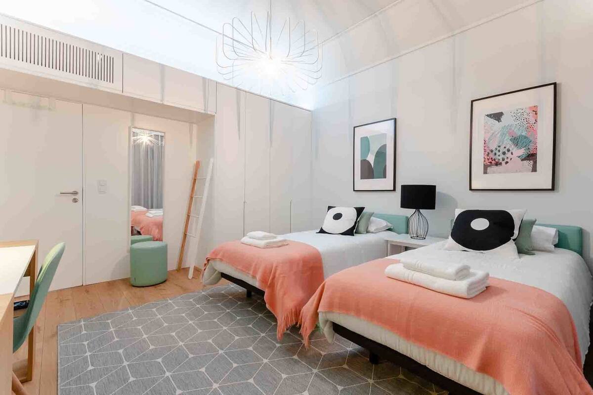 Superior-Zweibettzimmer, 2 Einzelbetten, Gemeinschaftsbad, Stadtblick
