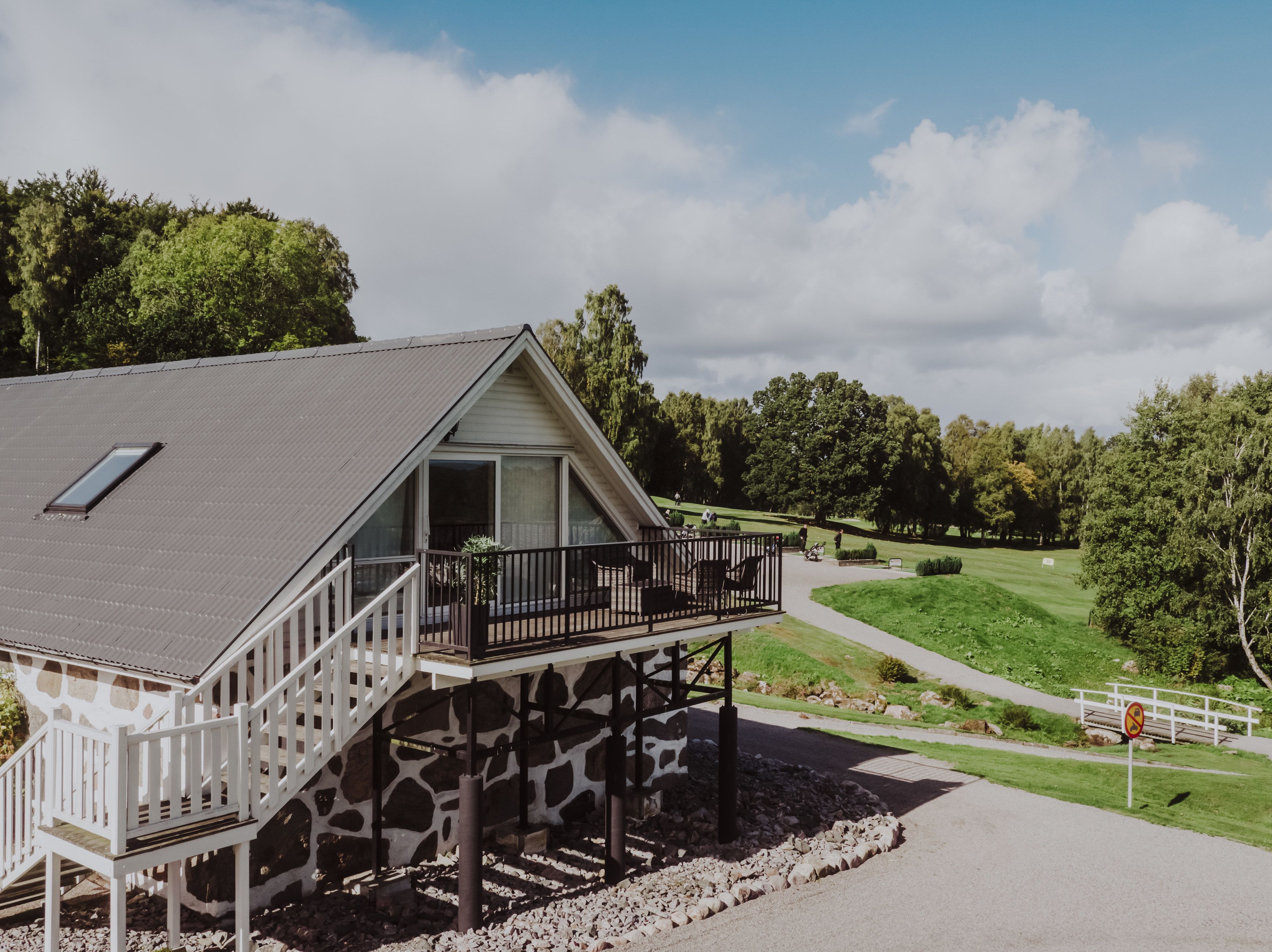 double room (guldrum) | individually decorated, individually furnished, free wifi, bed sheets