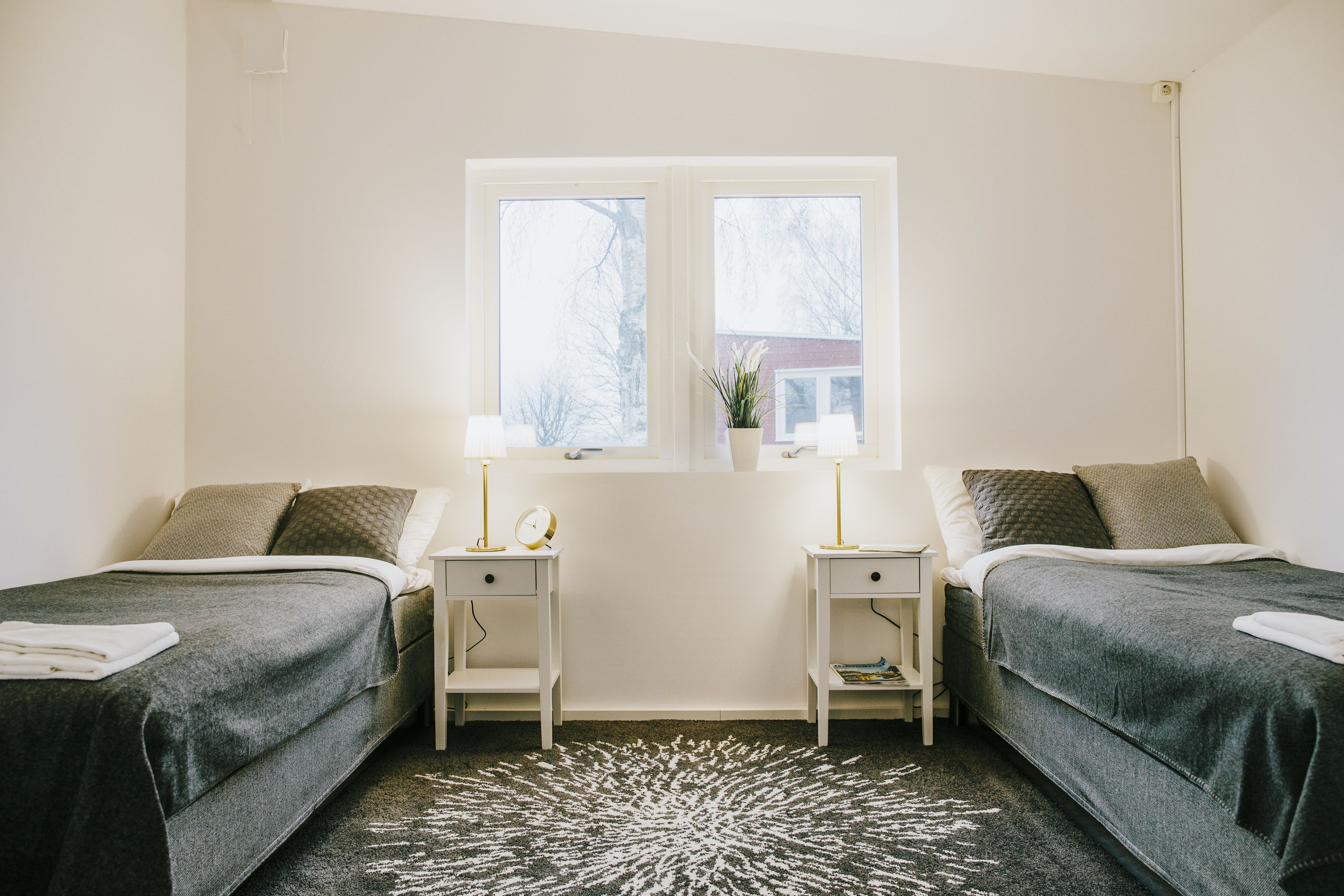 lodge | individually decorated, individually furnished, free wifi, bed sheets