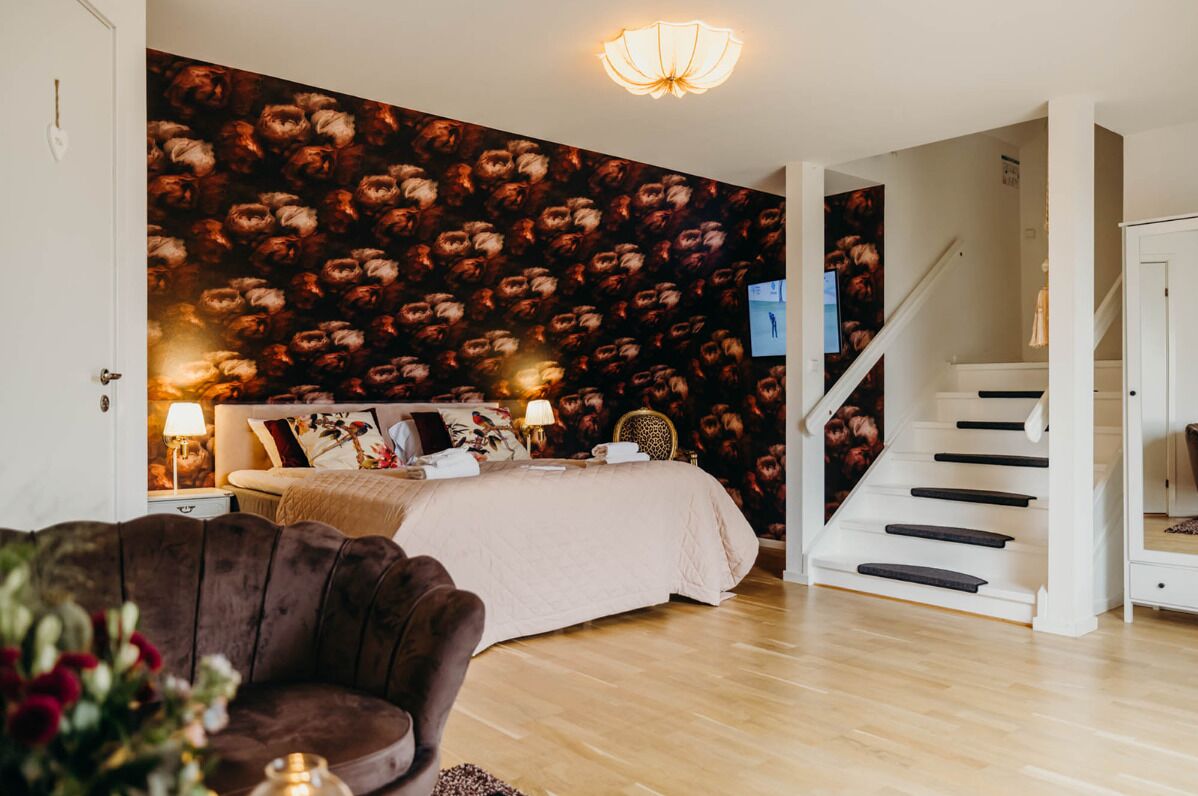 double room (guldrum) | individually decorated, individually furnished, free wifi, bed sheets