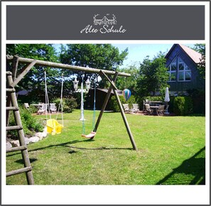 Children’s area - Old school - Apartment 2 in the village known from "Against the Wind" (St. Peter-Ording)