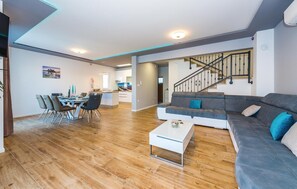 تلفزيون ذكي