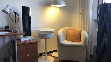 Camera familiare, non fumatori, bagno privato (External) | Servizio della camera