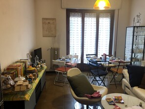 包含每日欧式早餐