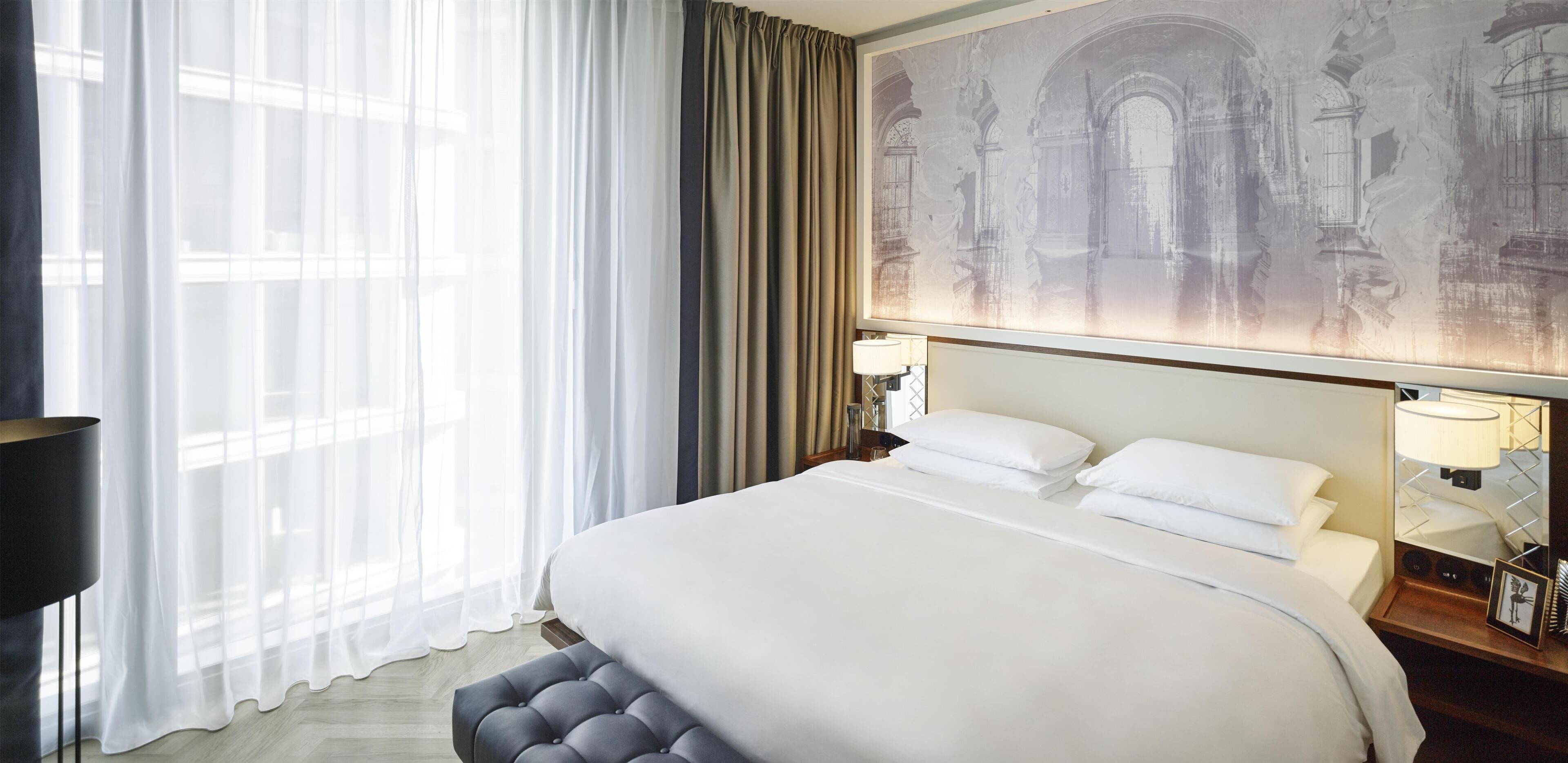 Suite, 1 King Bed | Hypo-allergenic bedding, in-room safe, individually decorated, desk