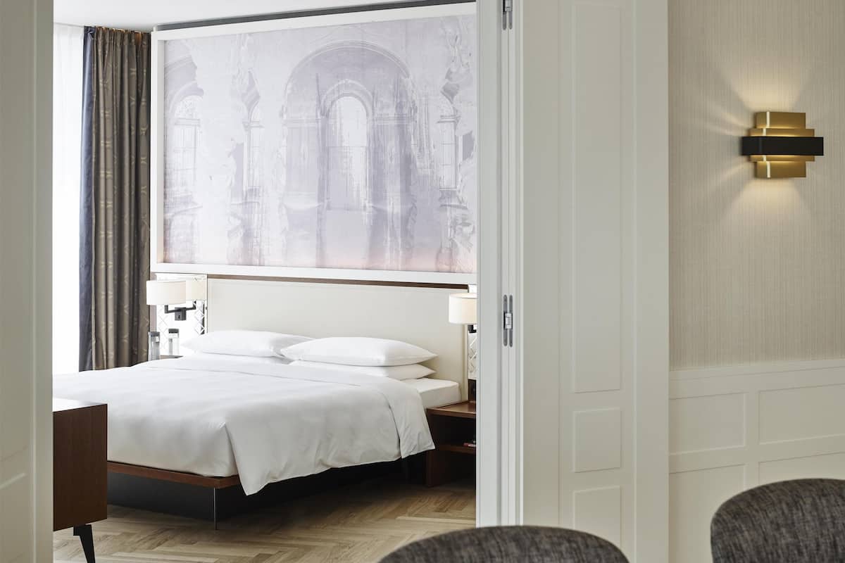 Literie hypoallergénique, coffre-fort pour ordinateur portable