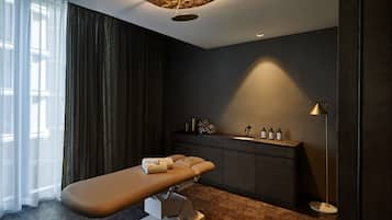 Sauna, 1 treatment room, massages