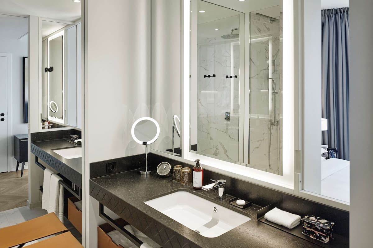 Free toiletries, hair dryer, heated floors, towels