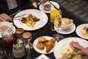 Daily buffet breakfast (EUR 46 per person)