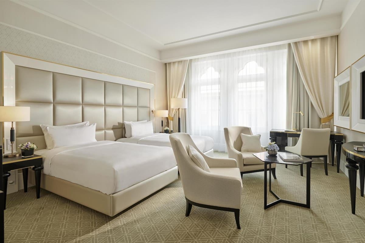 Premium Room, 2 Twin Beds | Egyptian cotton sheets, premium bedding, pillowtop beds, minibar