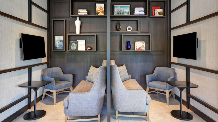 Hyatt Place Fresno