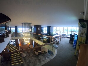 Bar en el lobby