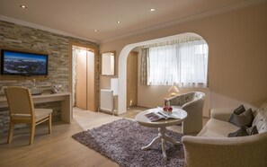 Double Room | Living area | Flat-screen TV