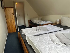 Familie appartement (Typ 2) | 1 slaapkamer, een strijkplank/strijkijzer, gratis wifi, beddengoed