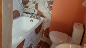 Unclassified image, 5 of 7, button - Sunset Cottage (Kingston)