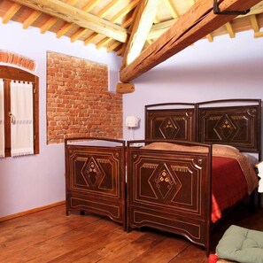 Superior Double Room, Multiple Beds, Non Smoking | Free WiFi, bed sheets - Locanda Cà Vejo (Megliadino San Vitale)