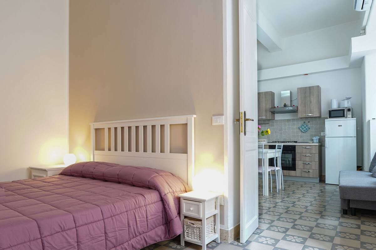 1 bedroom, premium bedding, down duvets, desk