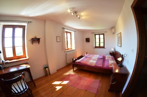 2 habitaciones, wifi y ropa de cama