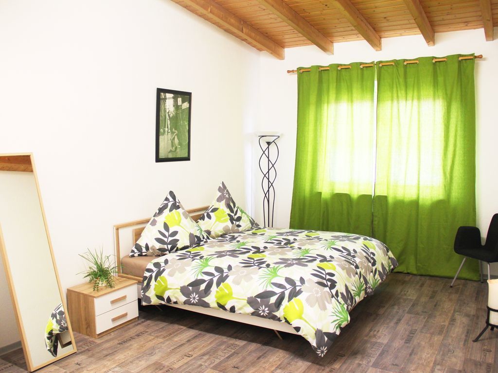 In-room safe, desk, iron/ironing board, free WiFi