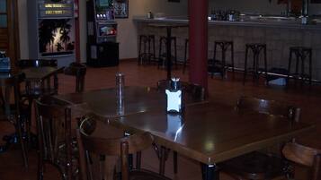 Bar (en la propiedad)