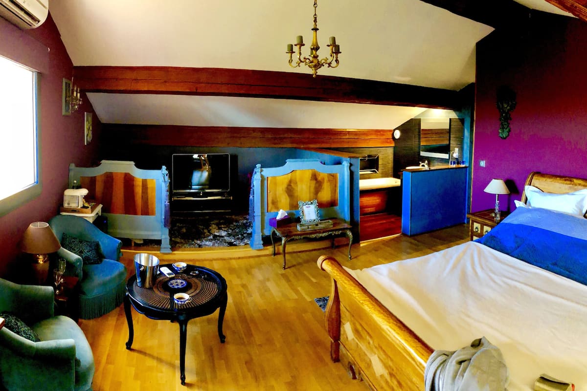Phòng đôi Deluxe, 1 giường cỡ king, không hút thuốc, quang cảnh núi | Trang trí khác biệt, trang bị nội thất với thiết kế riêng biệt