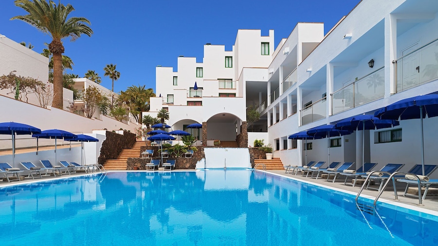 Aparthotel Esquinzo Y Monte Del Mar
